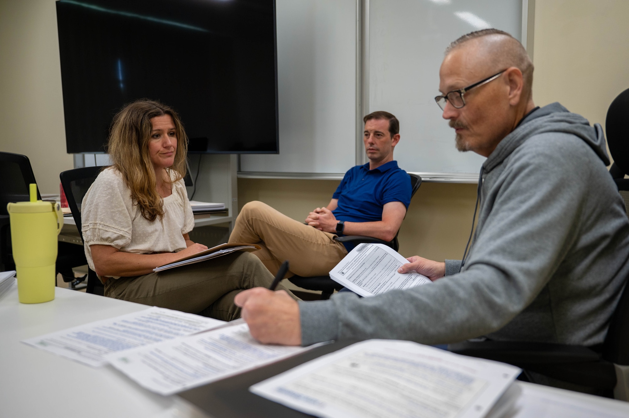 Behavioral health providers conduct eye movement desensitization and reprocessing training at Kadena Air Base, Japan, Aug. 21, 2026. Providers from across the Pacific attended the course to expand access to specialized, trauma-focused care throughout the region.(U.S. Air Force photo by Airman 1st Class Nathaniel Jackson)