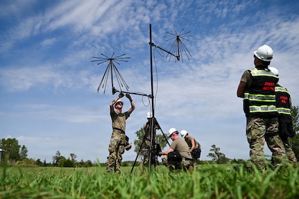 Airmen assigned to the 155th Communications Squadron adjust VHF and UHF radio antennas during a disaster response exercise in Yutan, Nebraska, Sept. 2, 2026.