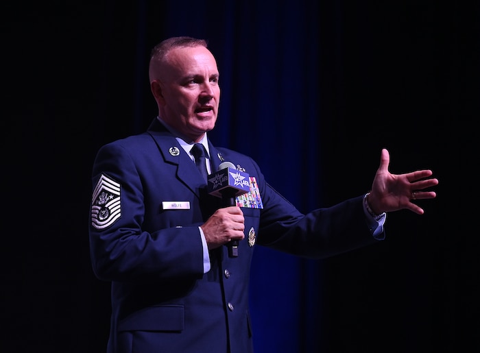 CMSAF delivers keynote address.